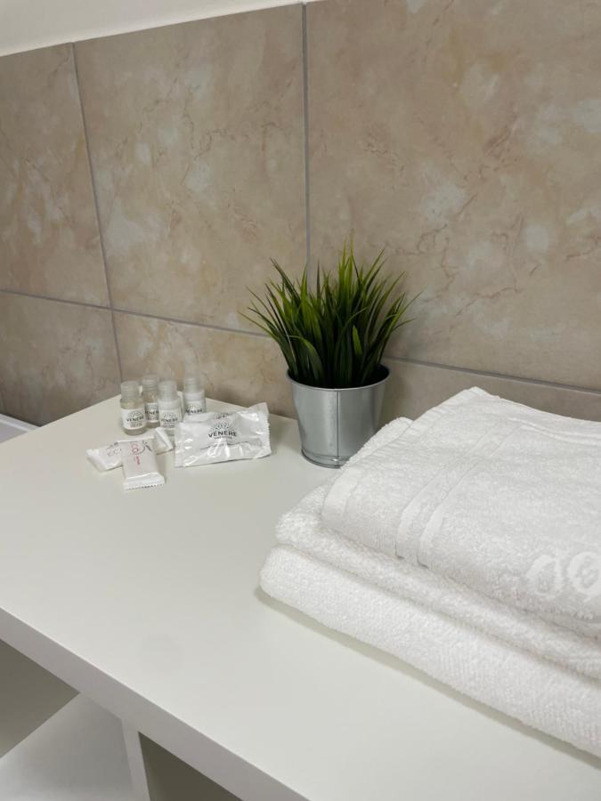 Apartament La Maison De Nini Werona Zewnętrze zdjęcie