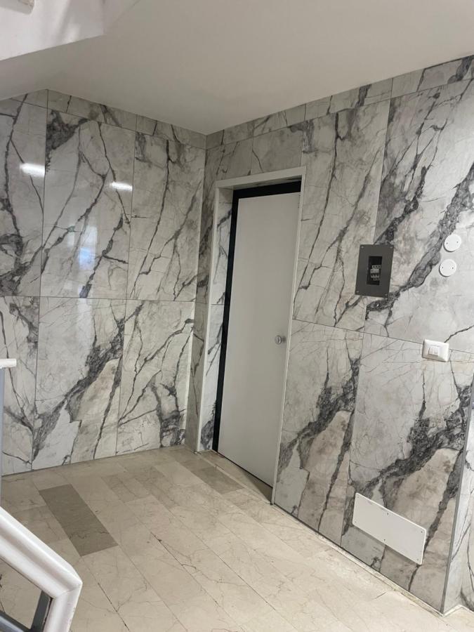 Apartament La Maison De Nini Werona Zewnętrze zdjęcie